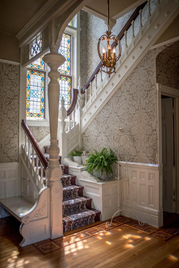 Отель Ej Roberts Mansion Спокан Экстерьер фото